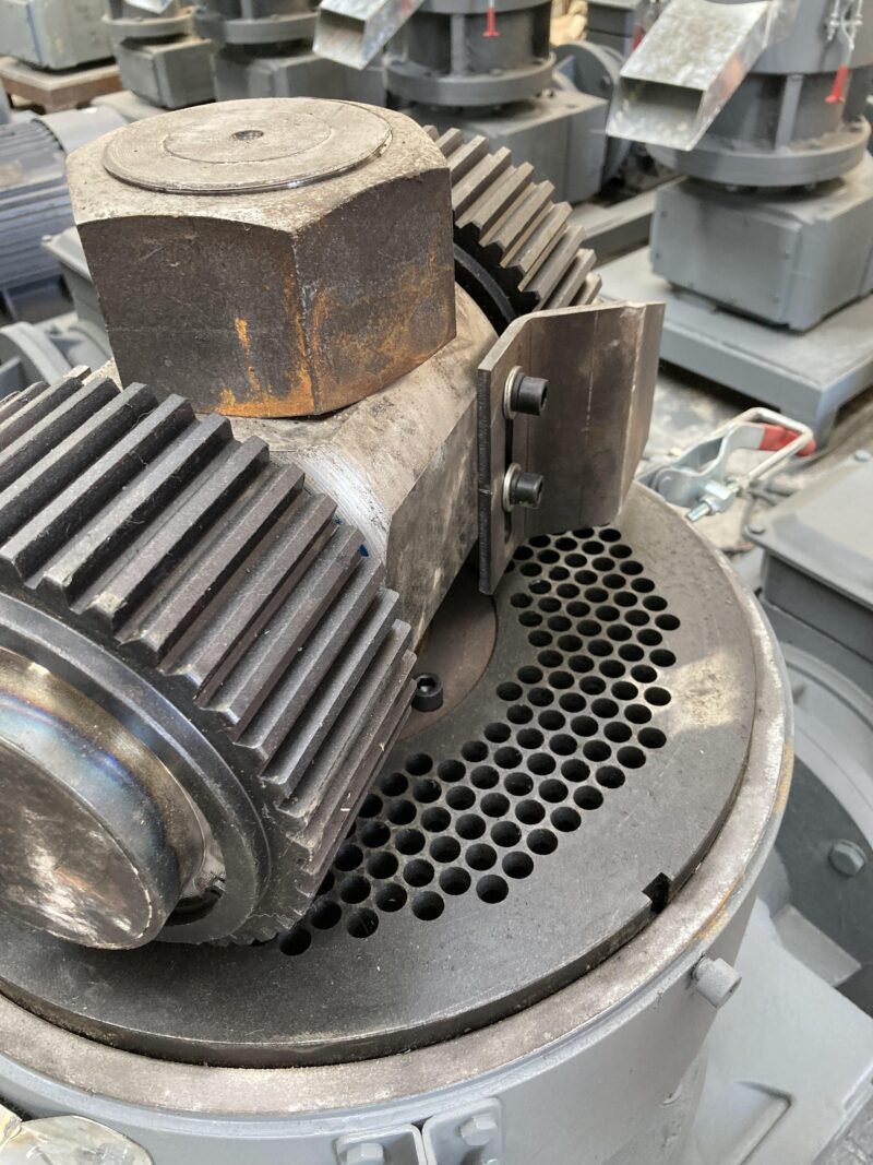 Mesin Pelet Kayu Flat Mill - Solusi Hemat Energi untuk Pelet Biomassa - Image 7